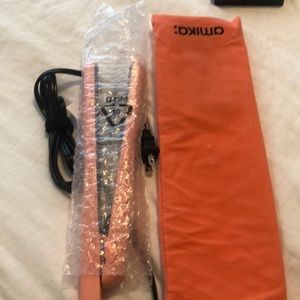 Amika strand perfect ceramic styler